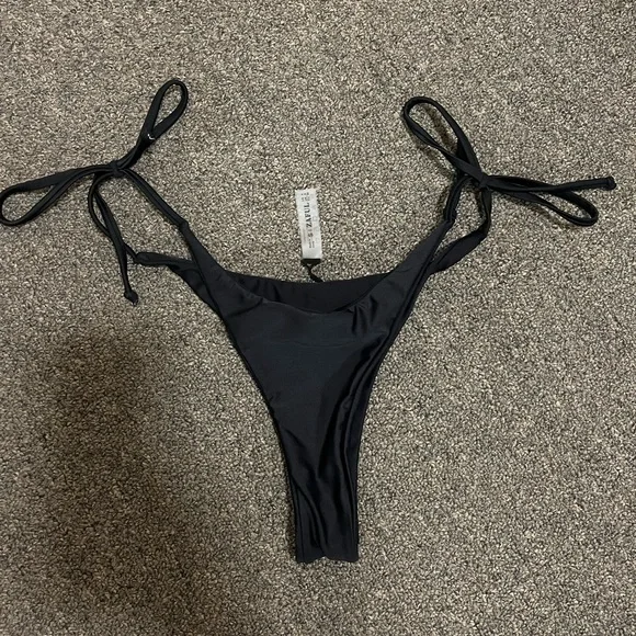 Bundle of Swimsuits - Picture 9 of 10